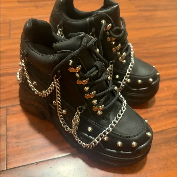Antony wang Chunky Black Platform Sneakers with Silver Chain & Stud Details - Picture 3 of 15